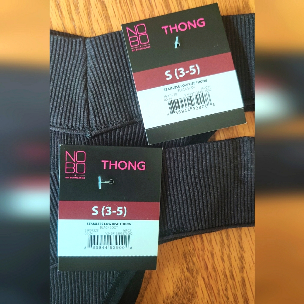 2 NOBO Black Seamless Low-Rise Thong NWT